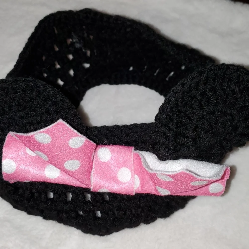 Crocheted‎ Minnie Mouse Headband